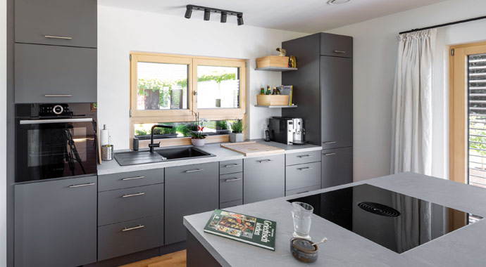 Küche Haus Oberhaching von Regnauer Hausbau