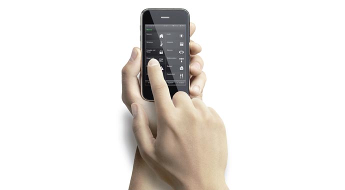 Gira Gebäudesteuerung über das Smartphone.