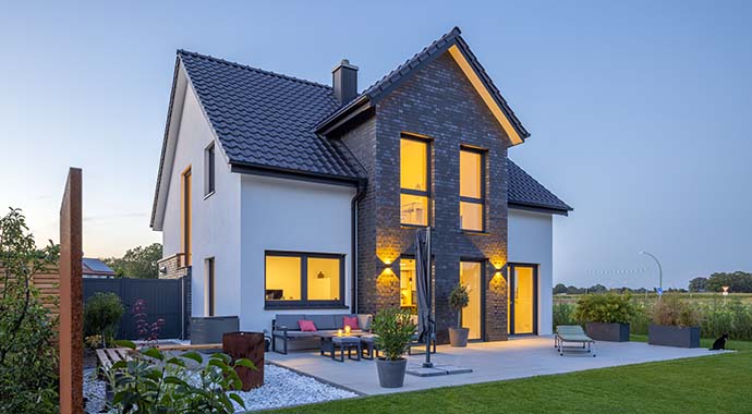 Haus Schwarz von BAUMEISTER-HAUS | Foto: BAUMEISTER-HAUS