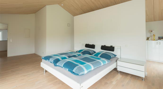 Klimaholzhaus Kundenhaus Wengertsmann Schlafzimmer