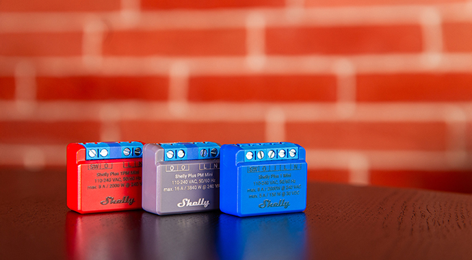 Die im Vergleich zu den Shelly Plus Relais um 35 Prozent reduzierten Abmessungen machen die Produkte der Mini-Serie zu den kleinsten smarten Relais der Welt. Die im Vergleich zu den Shelly Plus Relais um 35 Prozent reduzierten Abmessungen machen die Produkte der Mini-Serie zu den kleinsten smarten Relais der Welt.