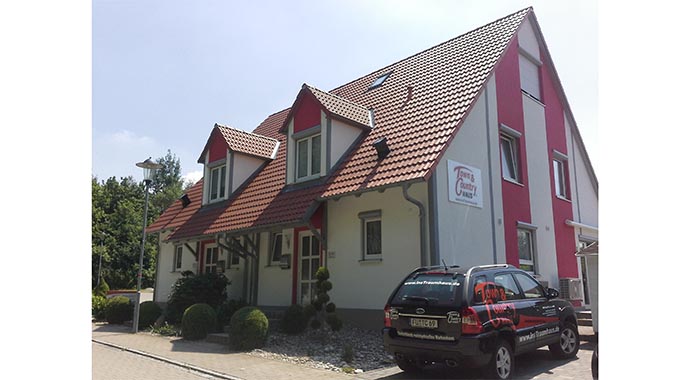 Town & Country Haus Musterhaus Doppelhaus Duette 115 Außenansicht