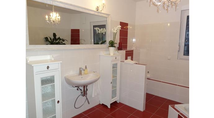 Town & Country Haus Musterhaus Lichthaus 121 Badezimmer