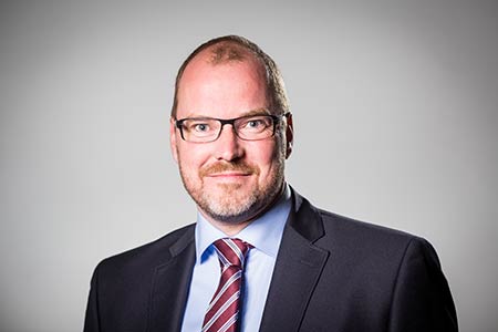 Portrait Dipl.-Ing. Holger Schmidt, Bauherrenberater des Bauherren-Schutzbund e.V., Region Oldenburg Portrait Dipl.-Ing. Holger Schmidt, Bauherrenberater des Bauherren-Schutzbund e.V., Region Oldenburg