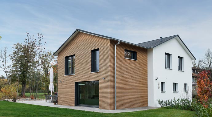 Klimaholzhaus Kundenhaus Wengertsmann Außenansicht