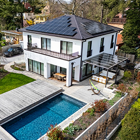 Walmdach 404 von Luxhaus