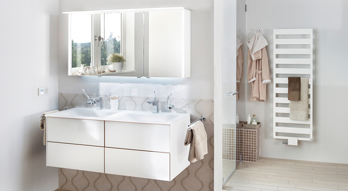 Badezimmer mit JUNG Home beheizen | Foto: Jung Badezimmer mit JUNG Home beheizen | Foto: Jung