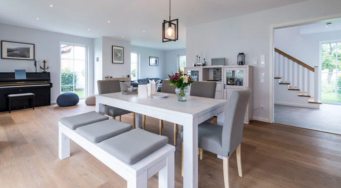 Essbereich Referenzhaus in Ingersheim von KitzlingerHaus