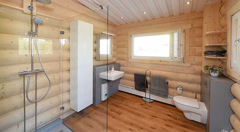 LéonWood Musterhaus Mikado Badezimmer