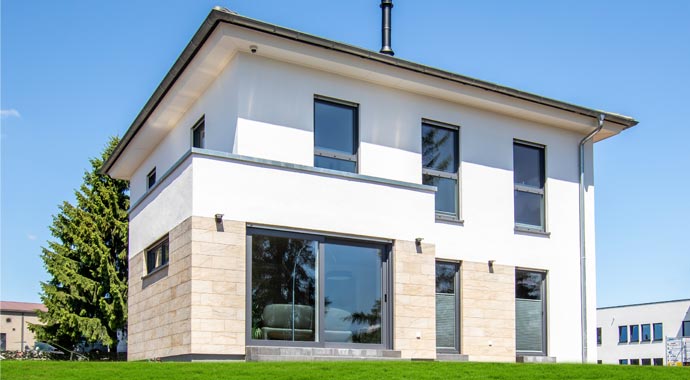 Außenansicht Musterhaus Weinsheim von STREIF Haus