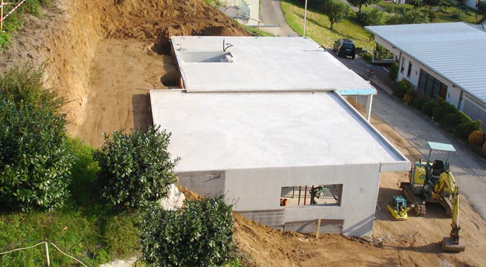 Kellerbau: Fertigkeller in Hanglage