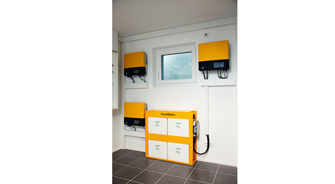 Wechselrichter und Batteriespeicher Musterhaus Köln – generation5.5 200 von WeberHaus