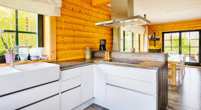 Küche Blockhaus FINNARI von LéonWood