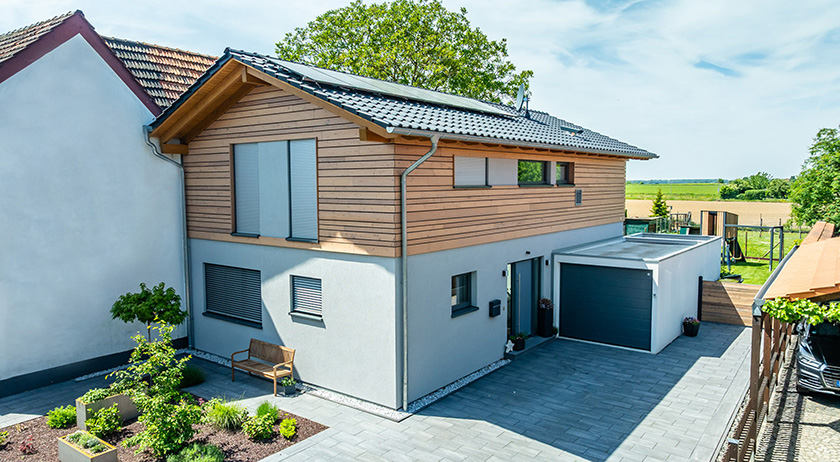 Familienhaus als Bestandsanbau von Meisterstück-HAUS
