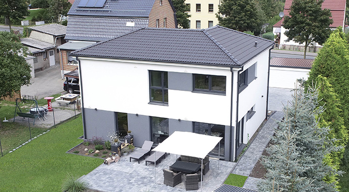 Außenansicht Stadtvilla Family 144 von Dan-Wood Family