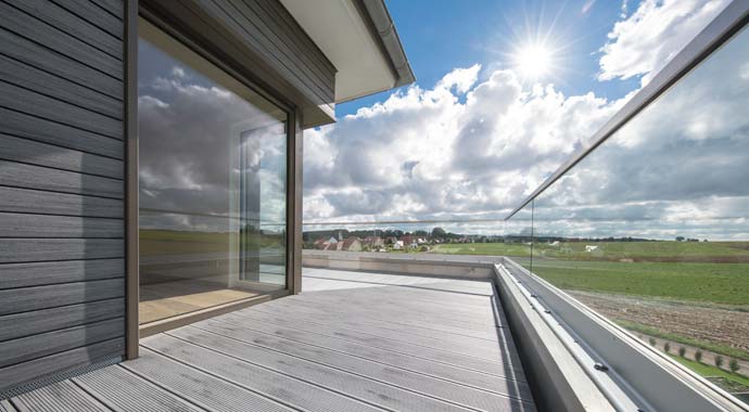 Fassadenverkleidung aus Holzverbundwerkstoff von NATURinForm