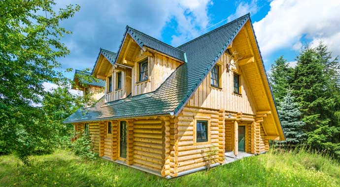 Außenansicht Blockhaus Waldschlösschen von LéonWood