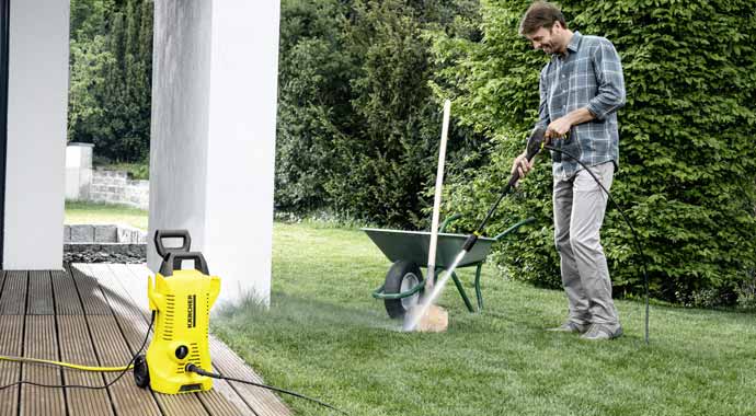 Herbstputz mit Kärcher Hochdruckreiniger