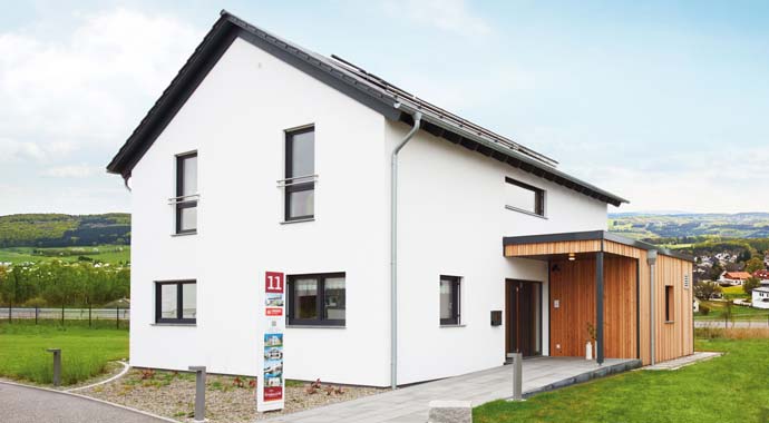 Außenansicht Musterhaus Günzburg von Fingerhut Haus