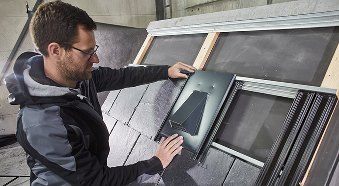 Dacheindeckung mit dem Schieferdachsystem von Rathscheck