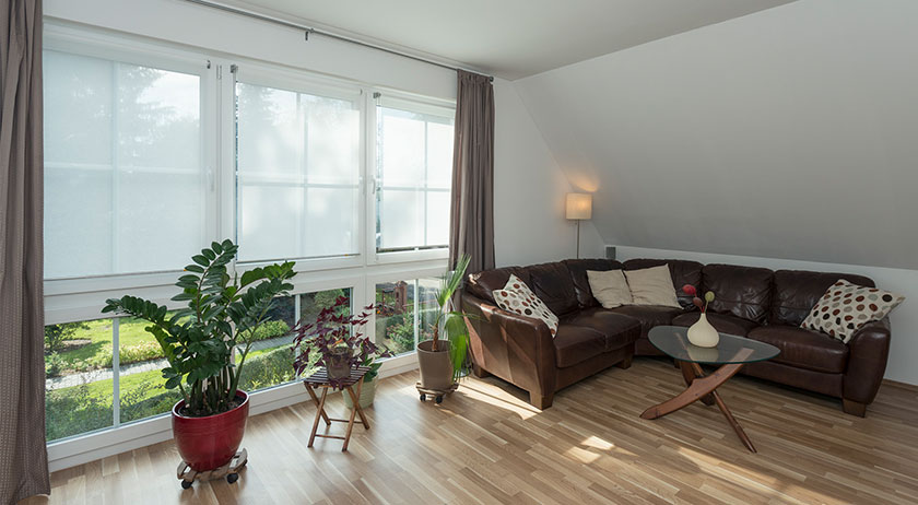 Roth-Massivhaus Mehrgenerationenhaus Wohnzimmer