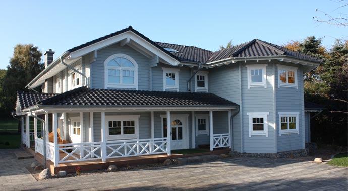 Blockbauweise Nordic-Haus Blockhaus Bremer Außenansicht