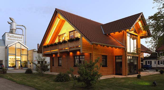 Außenansicht Musterhaus Hohenlohe von Fullwood