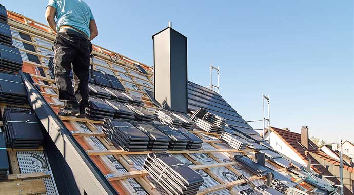 Steildachsanierung mit BauderECO S Steildachsanierung mit BauderECO S
