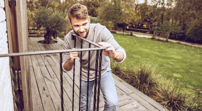 Metall-Schutzlack Ultima von HAMMERITE Metall-Schutzlack Ultima von HAMMERITE