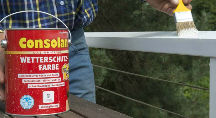 Consolan Wetterschutzfarbe für Holzgeländer