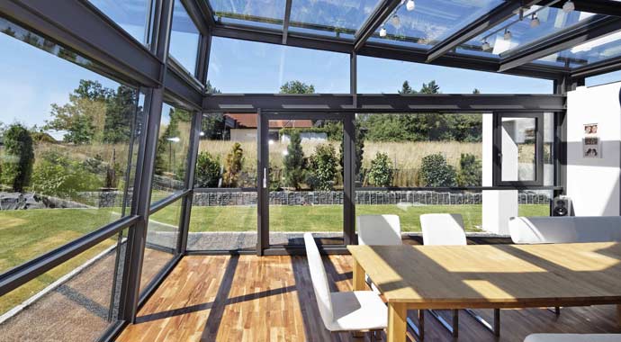 Wintergarten als Stahlkonstruktion von Schüco
