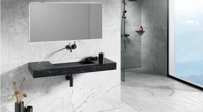Waschtisch, Dusche und Duschablage aus einem Guss von Schlüter-Systems