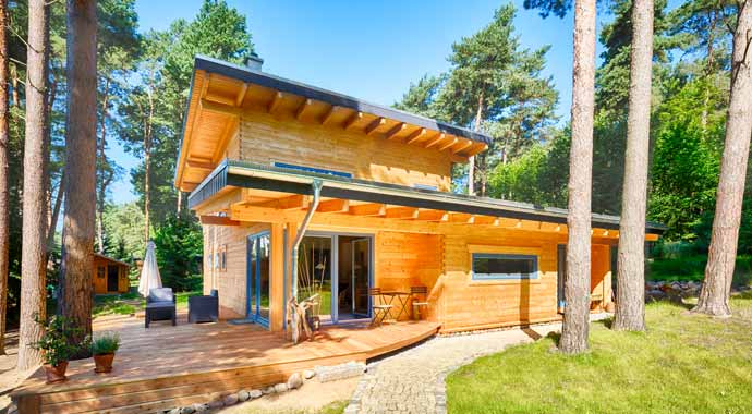 Außenansicht Blockhaus Kalevala von LéonWood