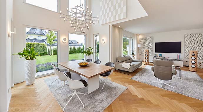 Wohn-, Ess-, Kochbereich mit Galerie | Foto: Gussek Haus