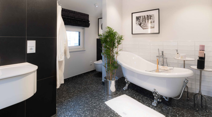 Badezimmer SENTO 503 - Musterhaus Bad Vilbel von FingerHaus