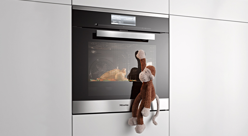 Küchenplanung Familienküche Miele Backofen