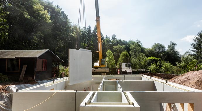 Fertigkeller-Montage von Glatthaar Keller