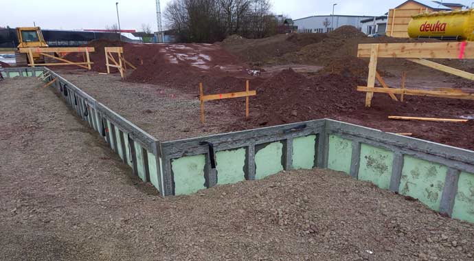 Fertigteil Frostschürze von Glatthaar Keller