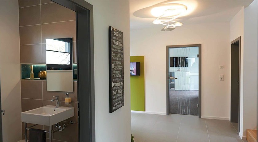 Fingerhut Haus Musterhaus Koblenz Flur