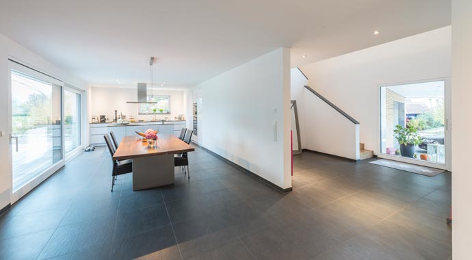 Klimaholzhaus Kundenhaus Wengertsmann Essbereich