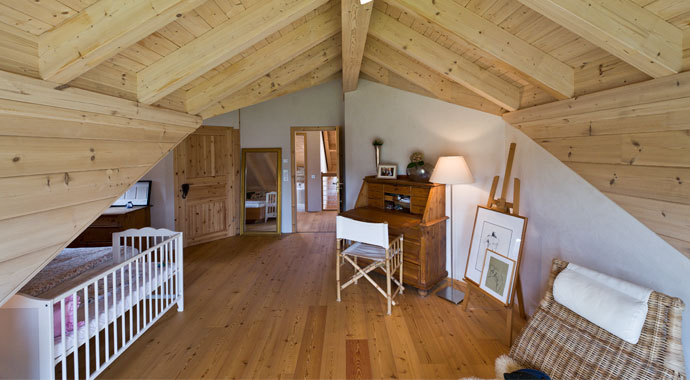 Fullwood Wohnblockhaus Am Schlossberg